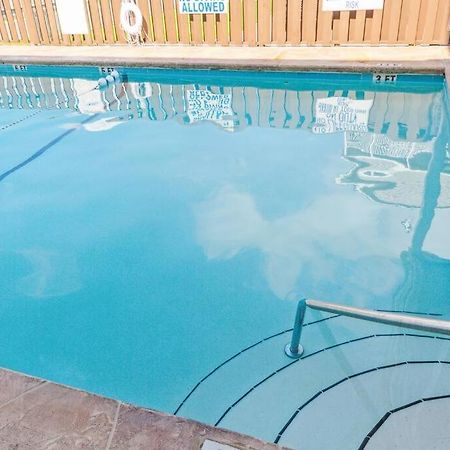 Right Across Beach Pool View Private Balcony By Zen Living Short Term Rental Myrtle Beach Exterior foto